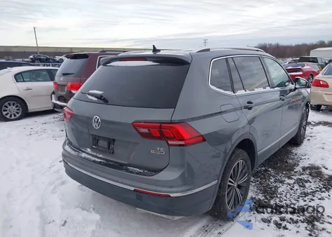 2018 Volkswagen Tiguan 2.0T Se/2.0T Sel из США, поврежденный, VIN 3VV2B7AX9JM031562